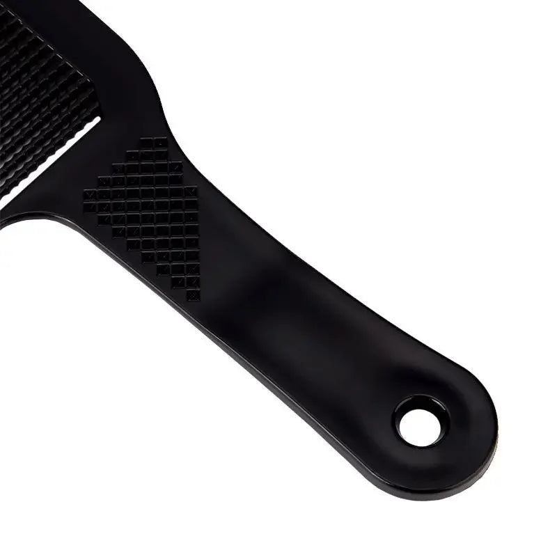 "Gentleman Comb" – Herren Facon Kamm für präzise Konturen