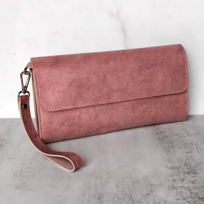 "LuxeCraft" – Exklusives Leder Scherenmäppchen für Profis