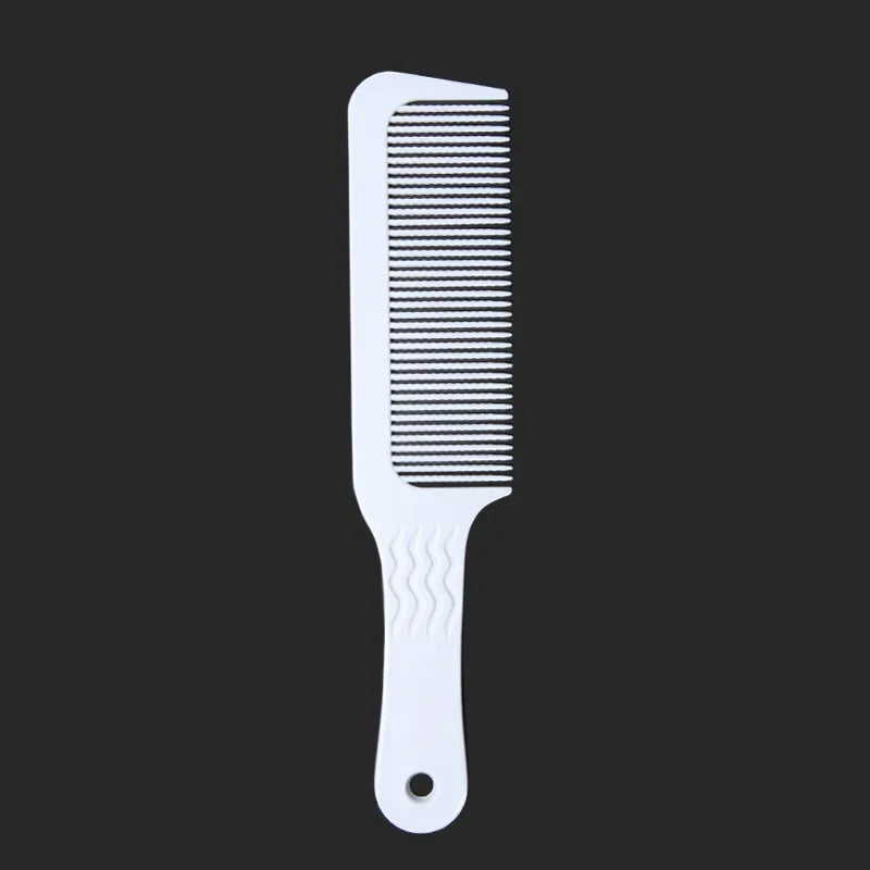 "Gentleman Comb" – Herren Facon Kamm für präzise Konturen